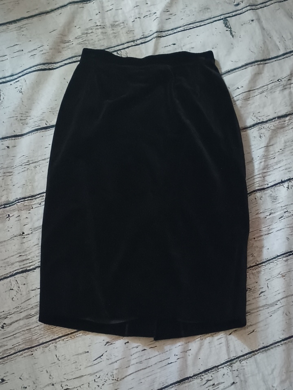 Guy Laroche Vintage Black Velvet Pencil Skirt Fr 36 U.S. 0 2